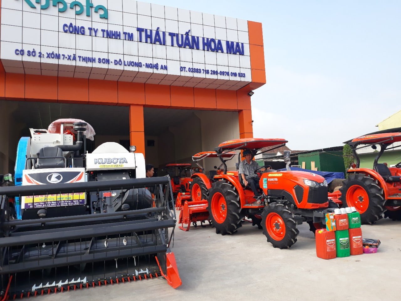 Thái Tuấn Hoa Mai là một trong những công ty phân phối sản phẩm máy nông nghiệp, xe cơ giới hàng đầu tại Nghệ An.