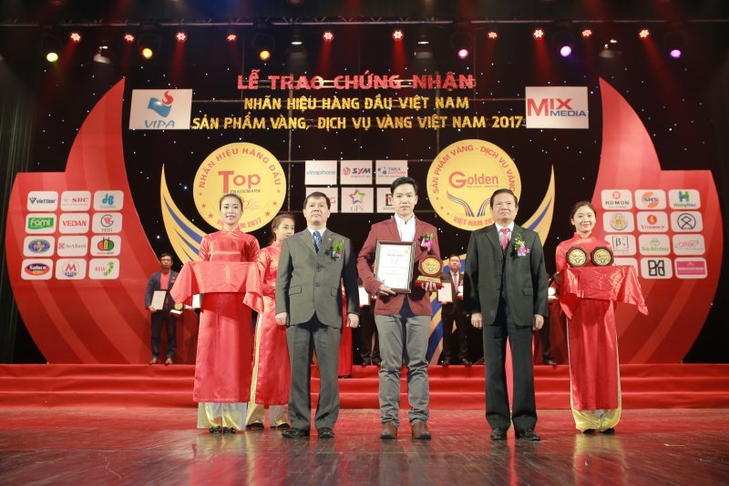 Ngói màu SCG được vinh danh Nhãn hiệu hàng đầu Việt Nam